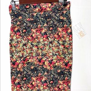XS LuLaRoe Cassie Pencil Skirt